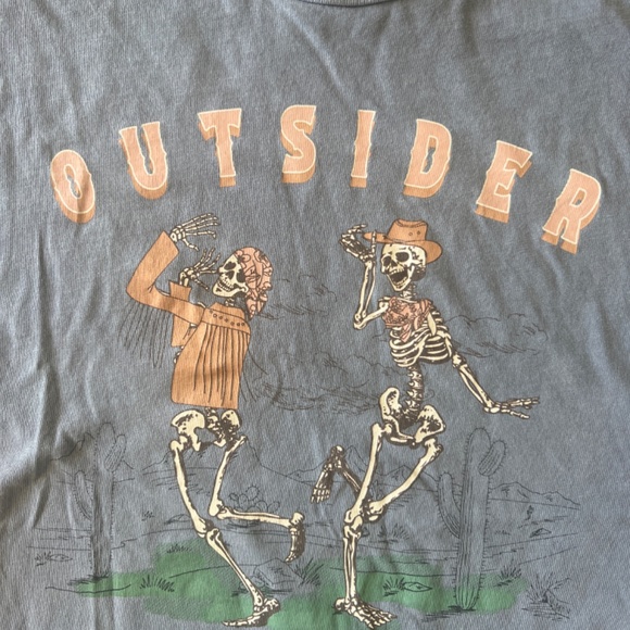 Modish Rebel “Outsider” Tee - Picture 2 of 4